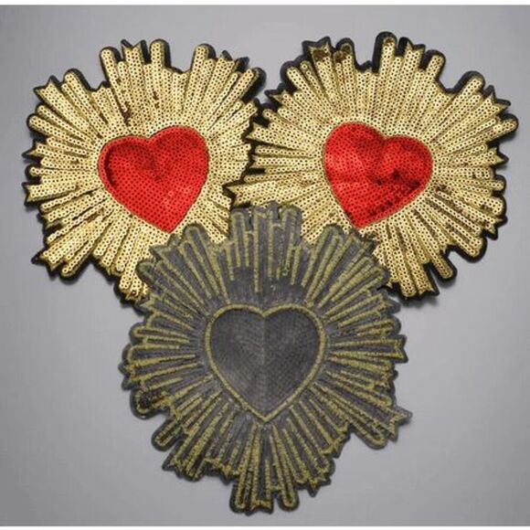 Medium Size Embroidered Heart Sequin Applique Iron-on 7" x6" - Picture 3 of 3